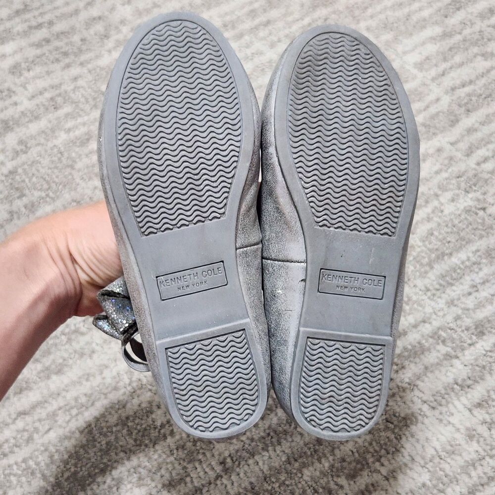 Kenneth Cole little girl's ballet flats with bow silver size 13 - Picture 10 of 10